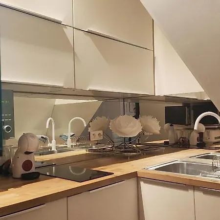 Apartment Cozy 16eme - Arc De Triomphe, Champs Elysees & Trocadero Paris